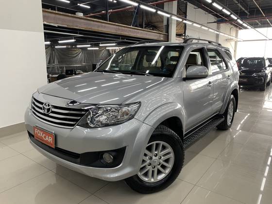 TOYOTA HILUX SW4 2.7 SR 4X2 16V FLEX 4P AUTOMÁTICO